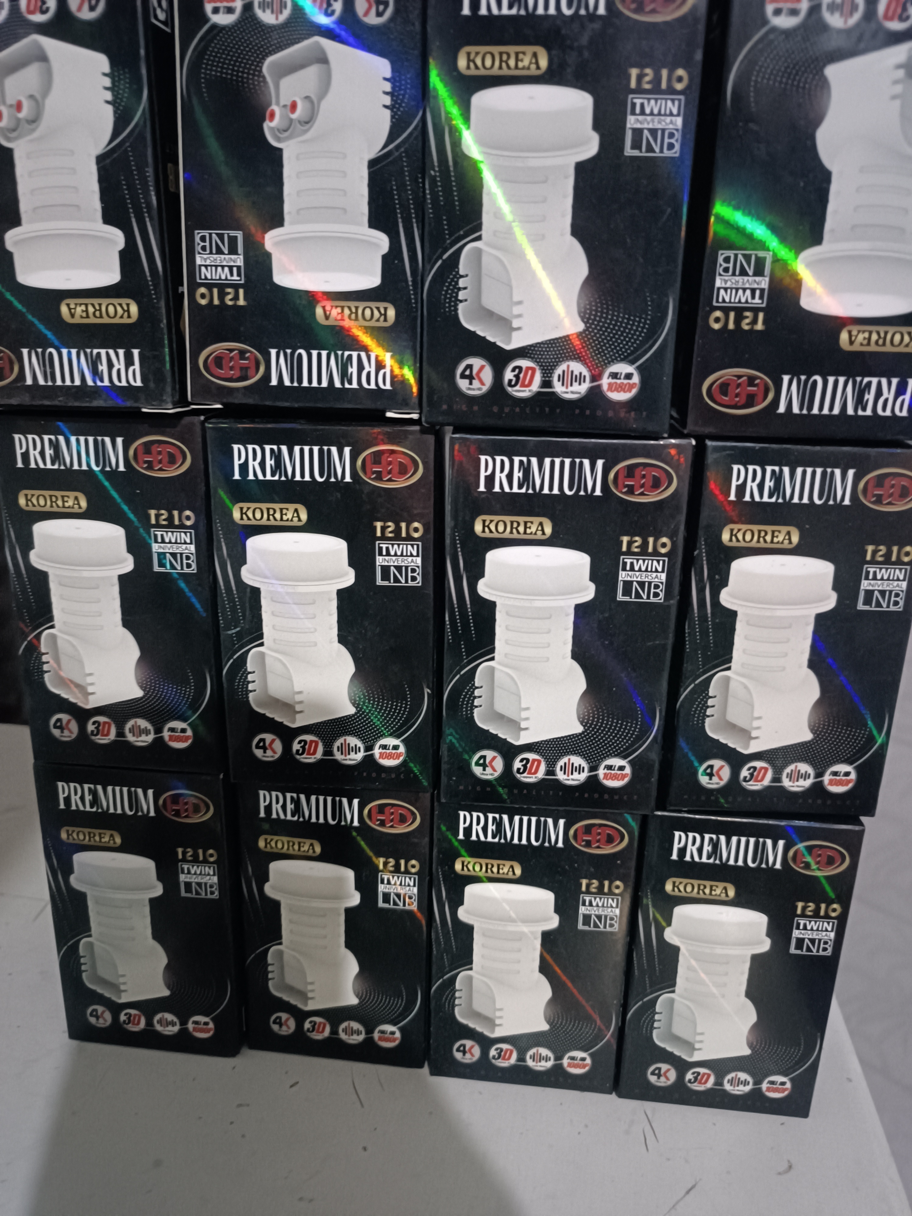 گیرنده  دیجیتال پریمیوم مدل تی210 ال ان بی  دو خروجی